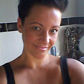 profile de femme sexy proche (2)